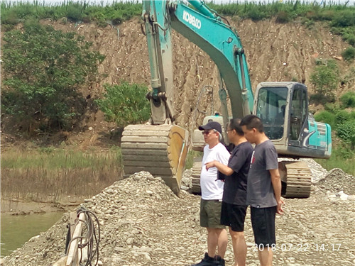 7.22广汉站水毁抢险工程简报