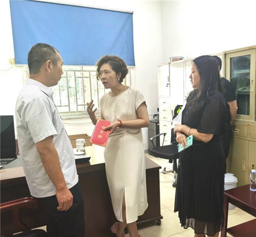 暖心关爱，成绵公司工会慰问因病致困困难职工